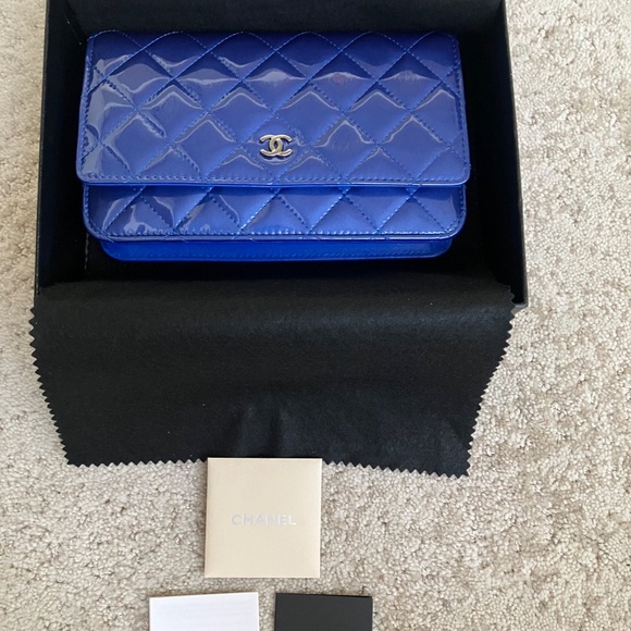 Chanel Classic Wallet on Chain Patent Dark Blue New with Tag - Picture 15 of 16